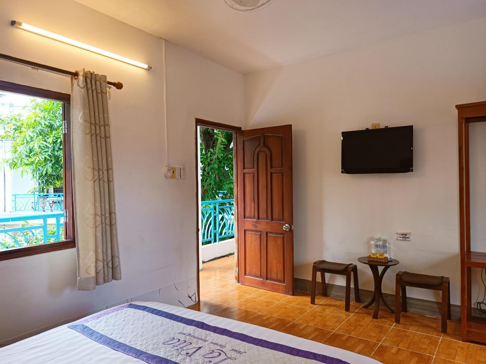 Suncosy Central Hotel Дуонг-Донг Экстерьер фото