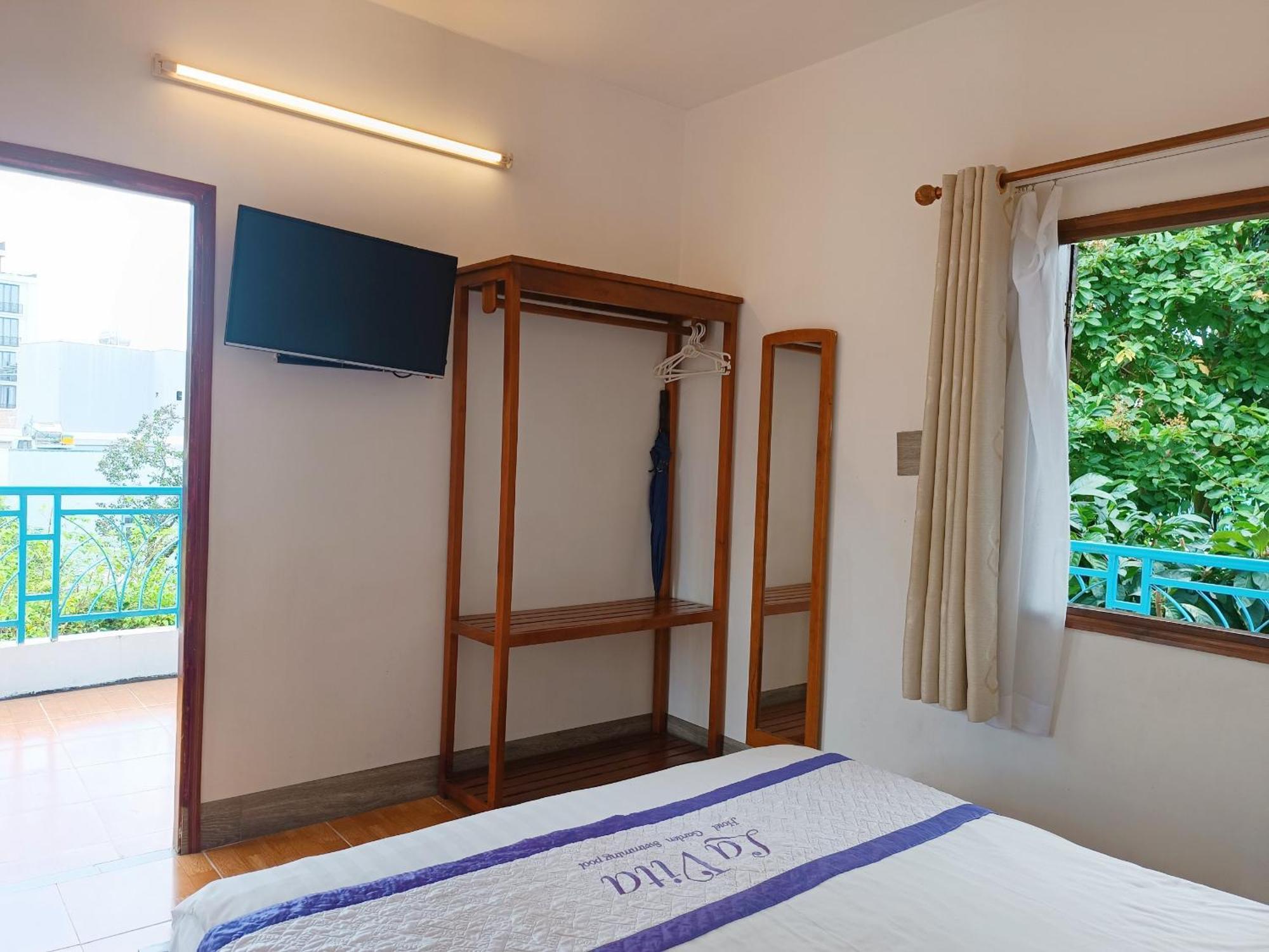 Suncosy Central Hotel Дуонг-Донг Экстерьер фото